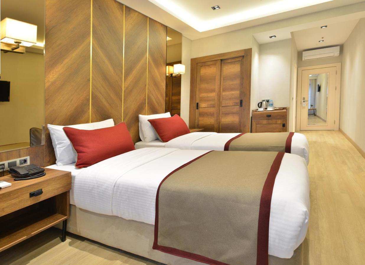 Celine Hotel Taxim Istanboel Buitenkant foto