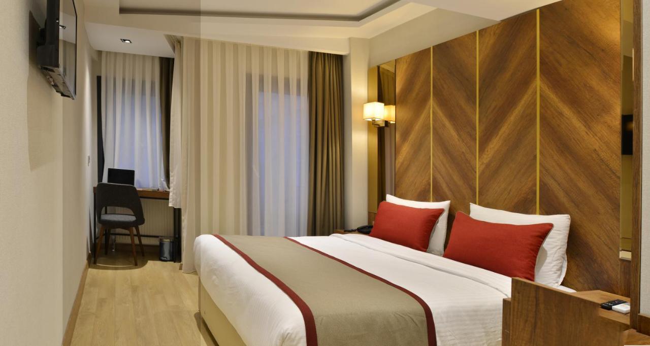 Celine Hotel Taxim Istanboel Buitenkant foto