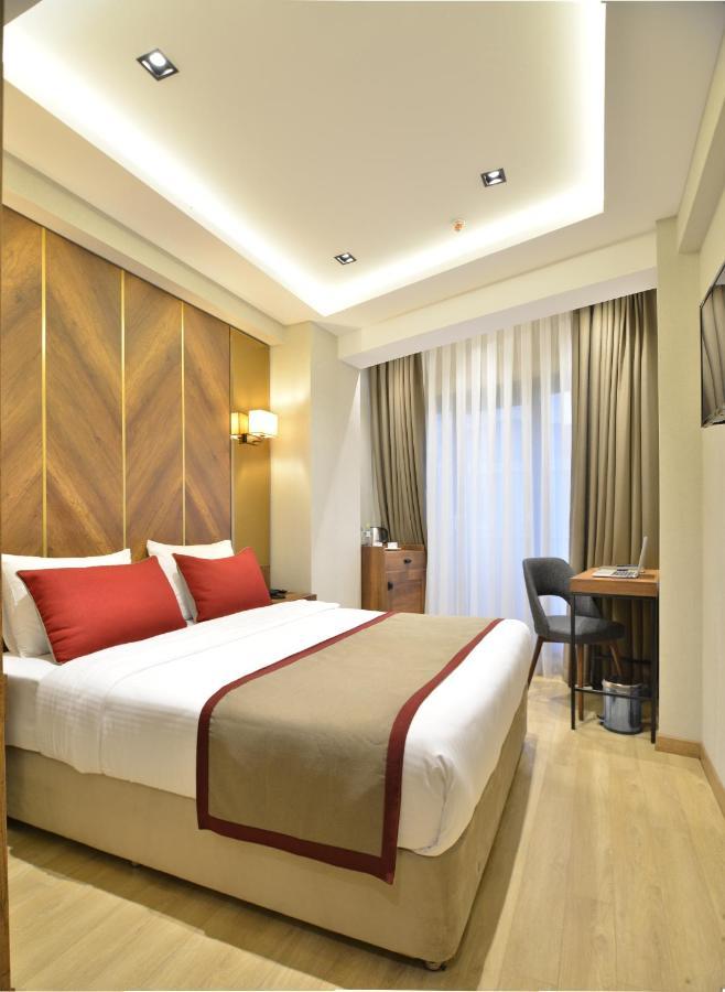 Celine Hotel Taxim Istanboel Buitenkant foto